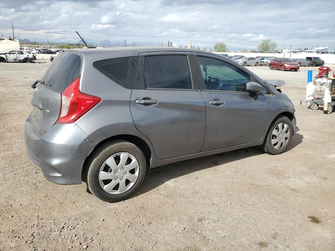 Nissan Versa S Image 2