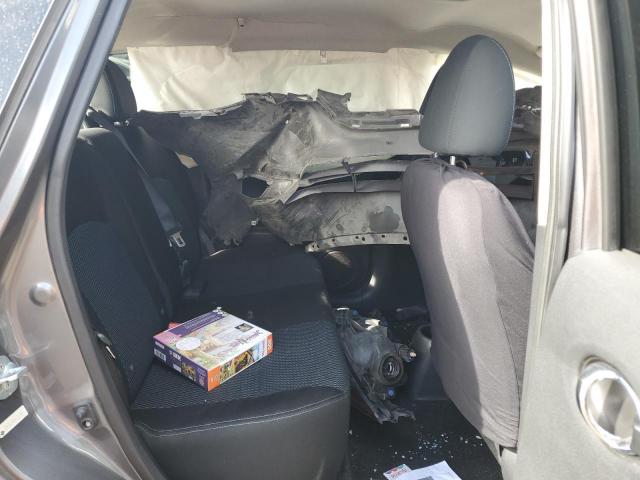 Nissan Versa S Image 11