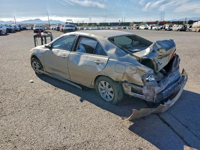 Toyota Camry Ce Image 6