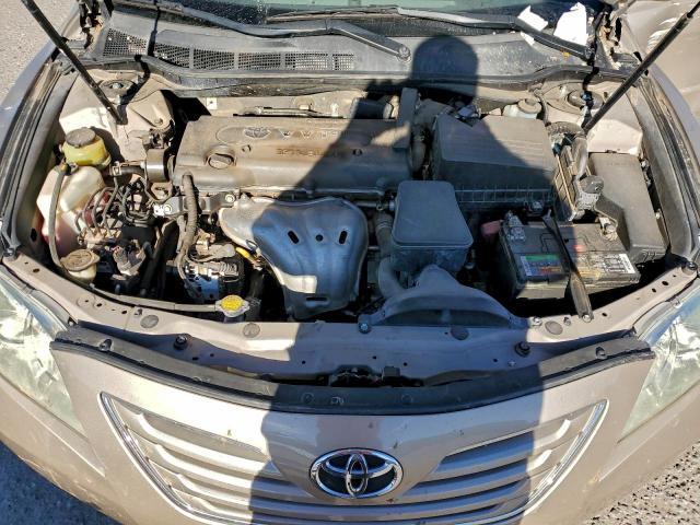 Toyota Camry Ce Image 7