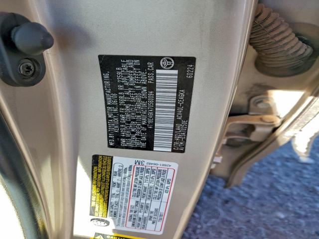 Toyota Camry Ce Image 8