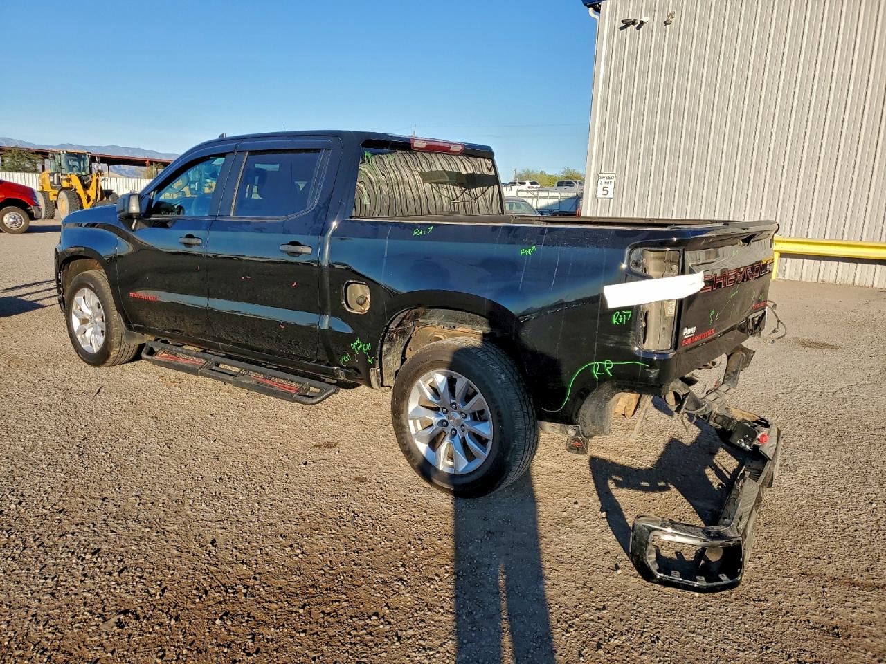 Chevrolet Silverado K1500 Custom Image 11