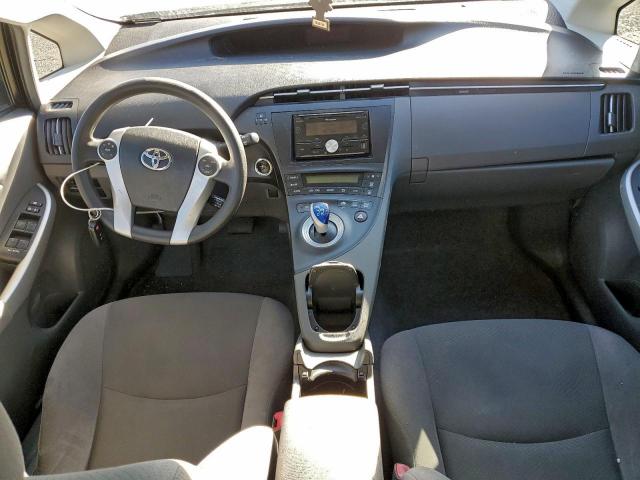 Toyota Prius Image 10