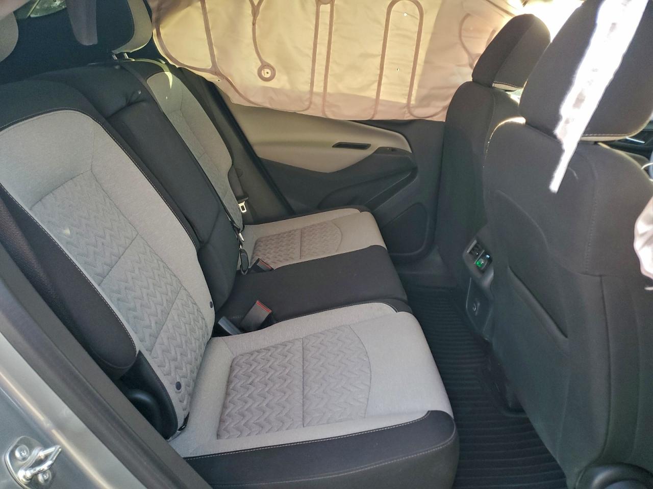 Chevrolet Equinox Ls Image 7