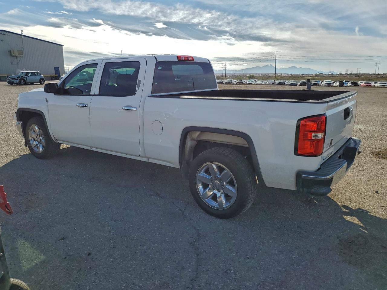 GMC Sierra C1500 Image 4