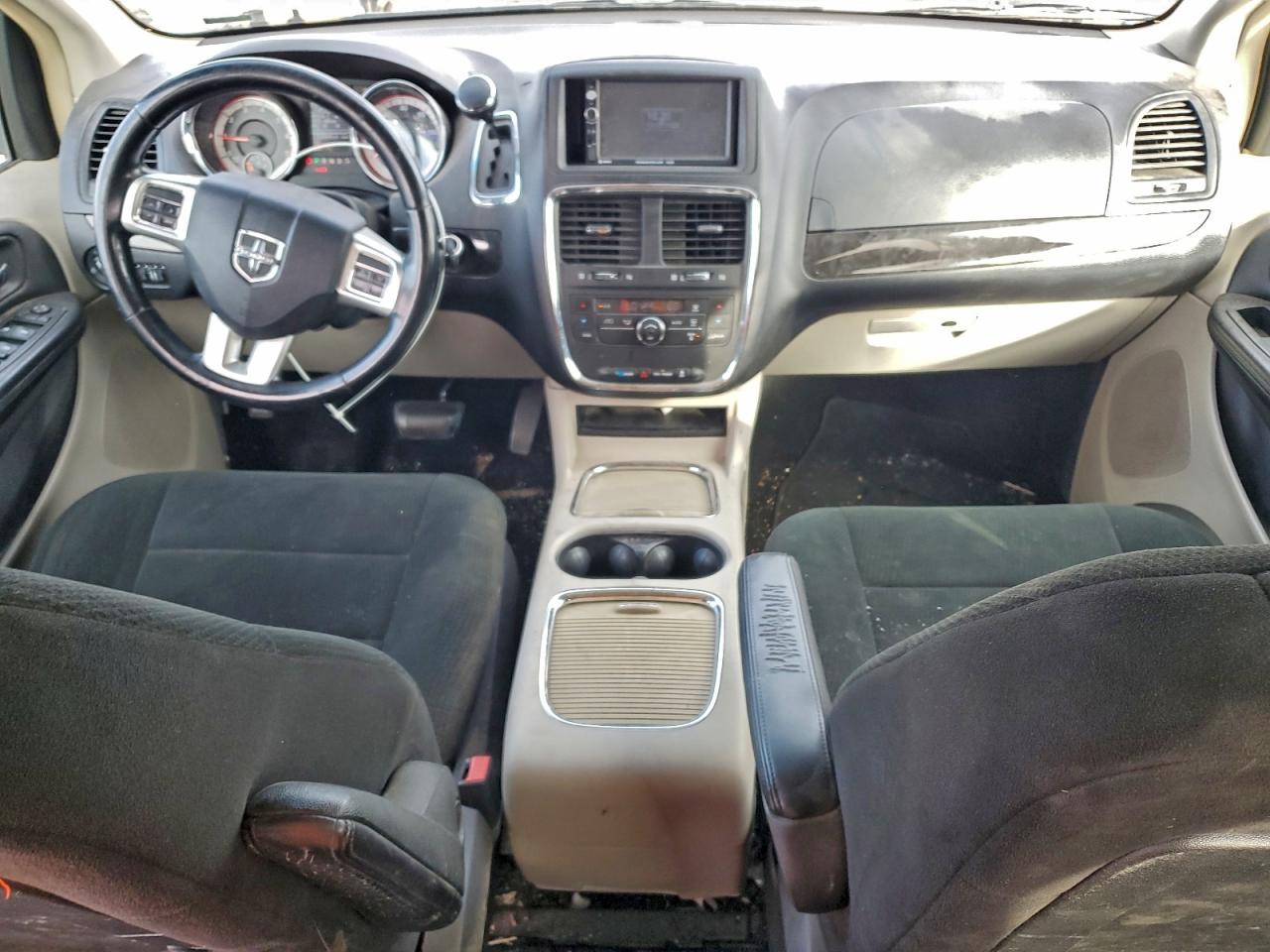 Dodge Caravan Crew Image 8