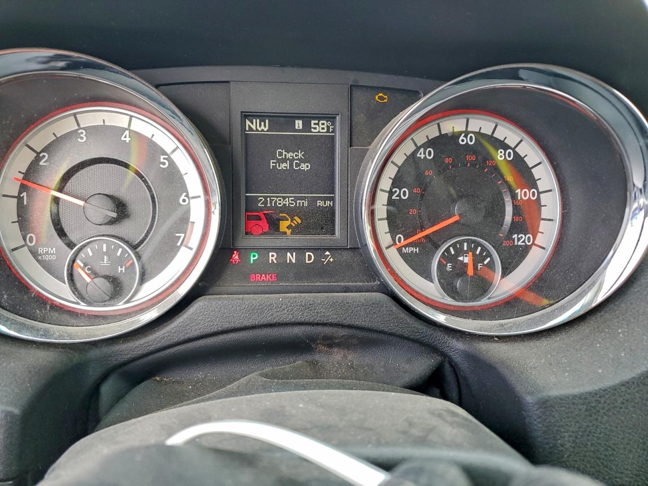 Dodge Caravan Crew Image 9