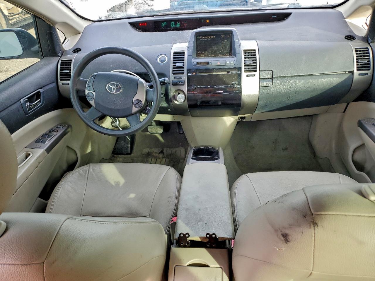 Toyota Prius Image 2