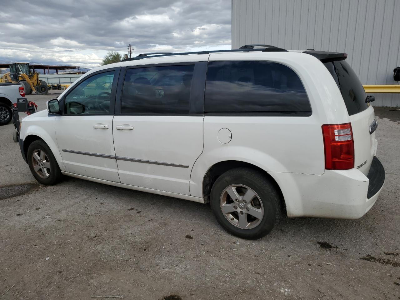 Dodge Caravan Sxt Image 2