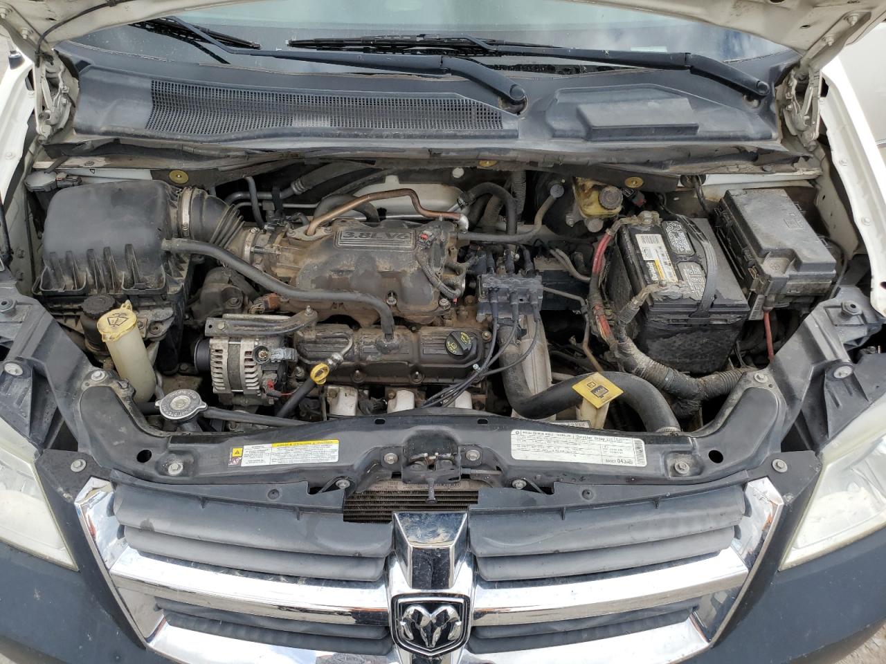 Dodge Caravan Sxt Image 8