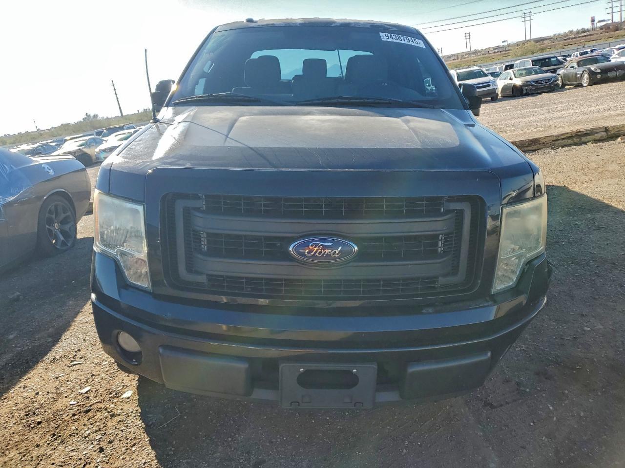 Ford F-150 Supercrew Image 11