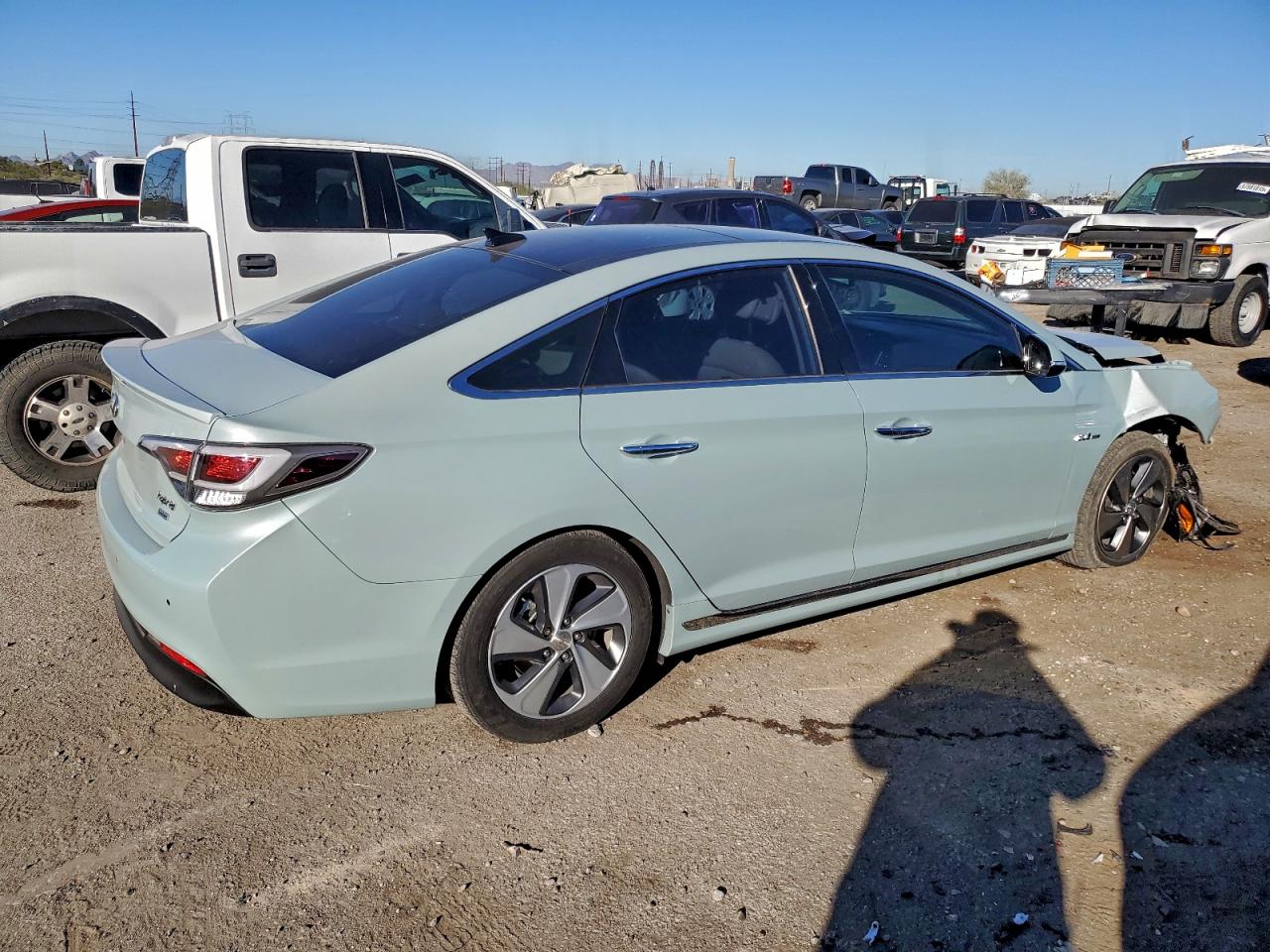 Hyundai SONATA Hybrid Image 3