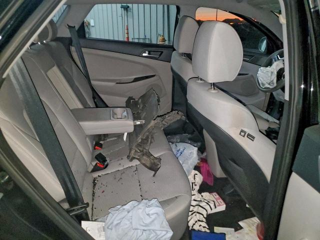 Hyundai TUCSON Limited Image 12