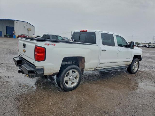 Chevrolet Silverado K2500 Heavy Duty Ltz Image 2