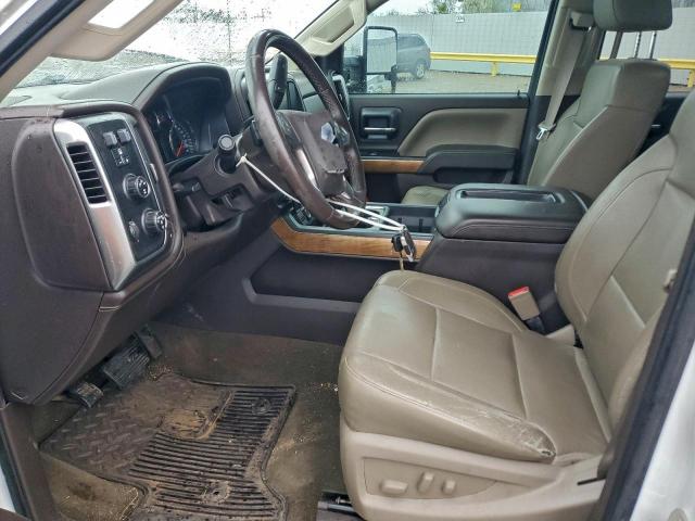 Chevrolet Silverado K2500 Heavy Duty Ltz Image 3