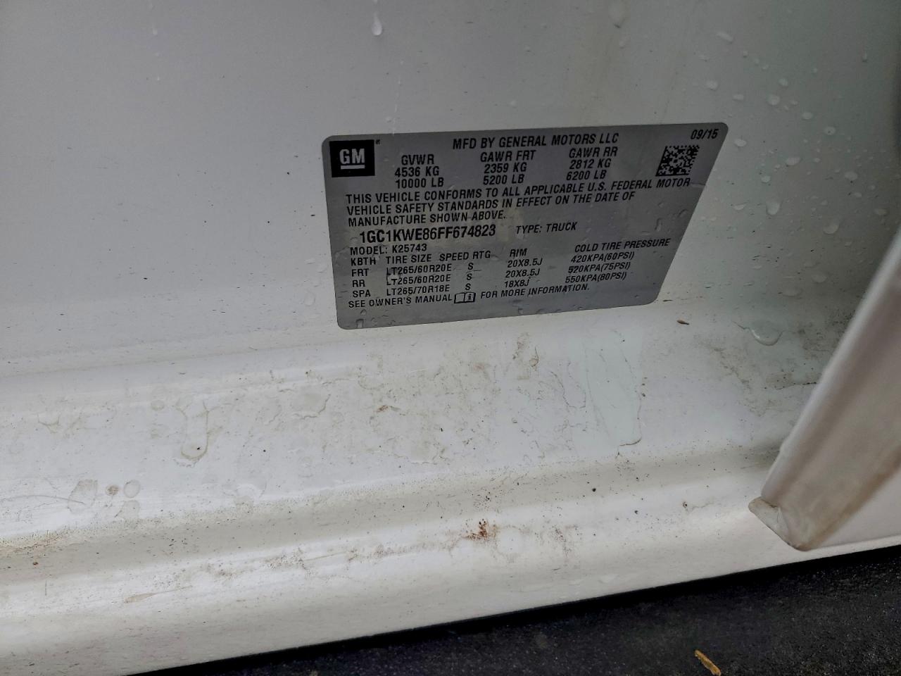 Chevrolet Silverado K2500 Heavy Duty Ltz Image 11