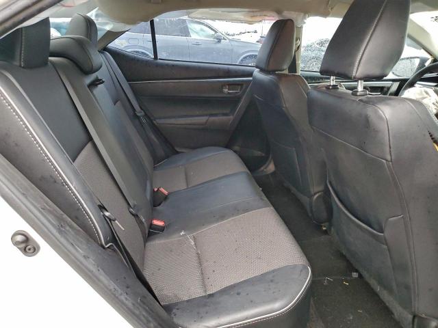 Toyota Corolla L Image 2