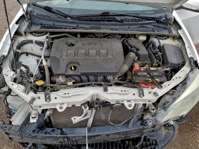 Toyota Corolla L Image 12