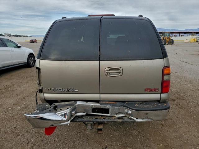 GMC Yukon K1500 Image 13