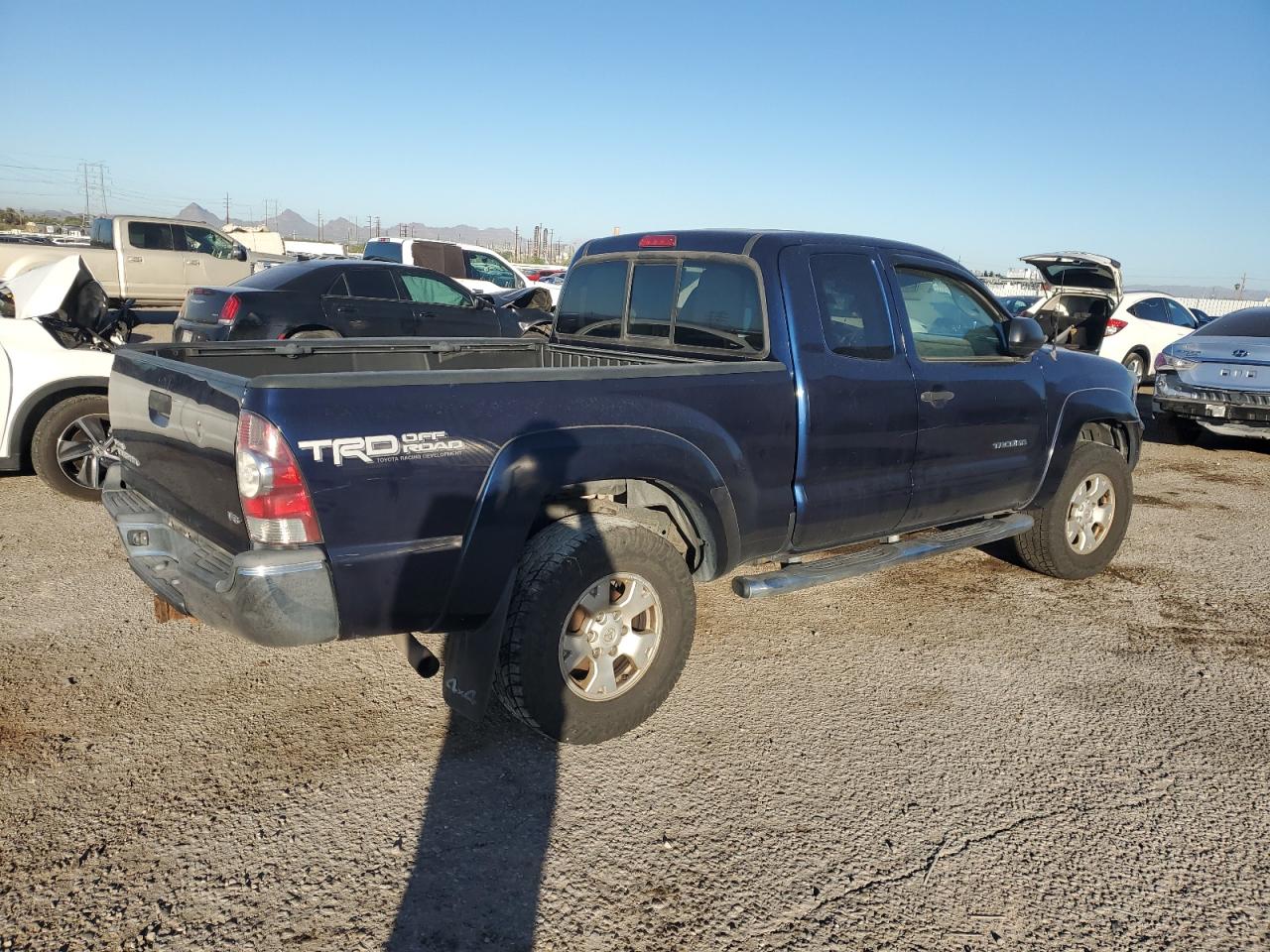 Toyota Tacoma Image 12