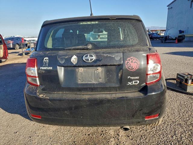 Toyota Scion Image 5