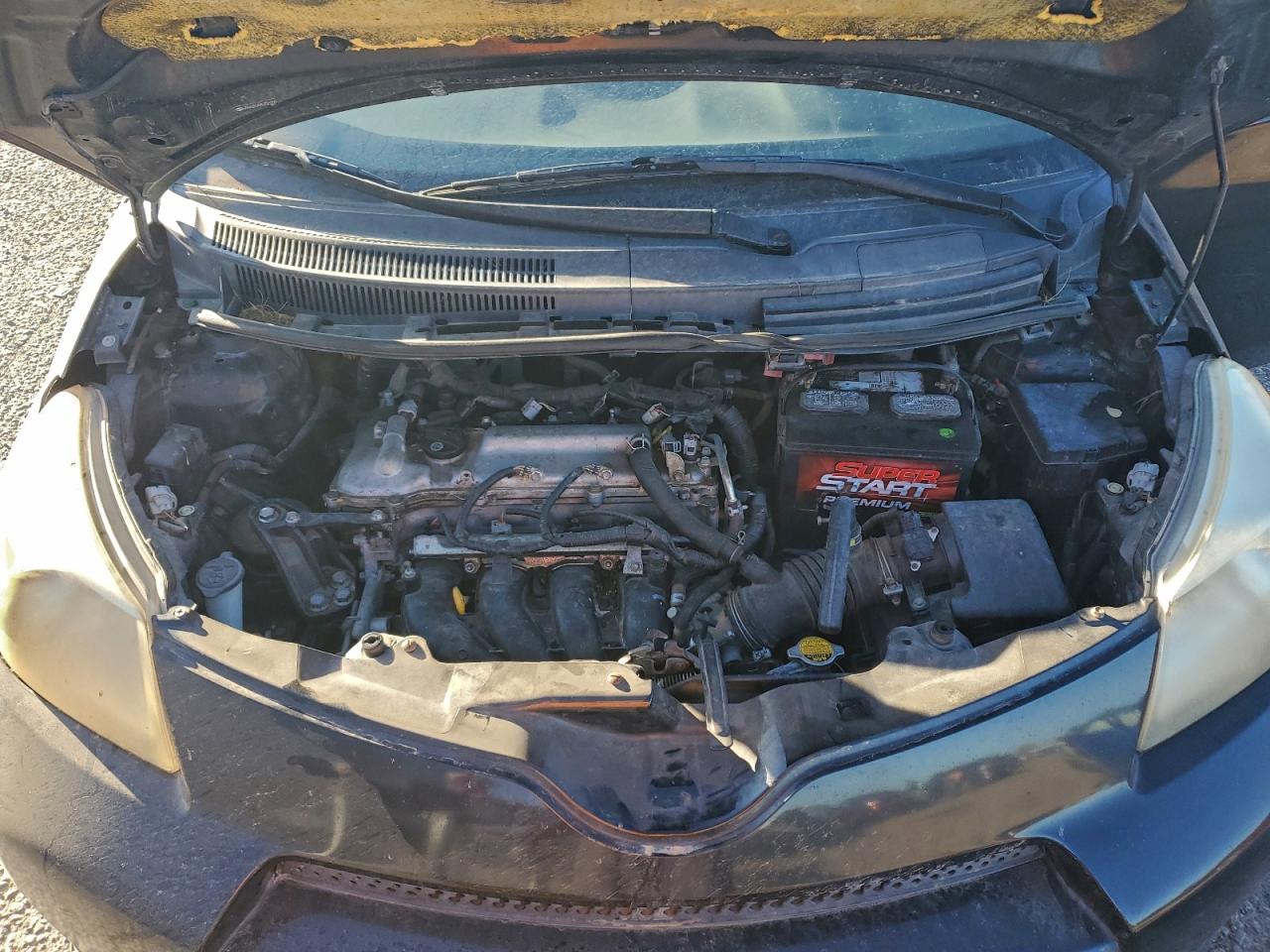 Toyota Scion Image 9