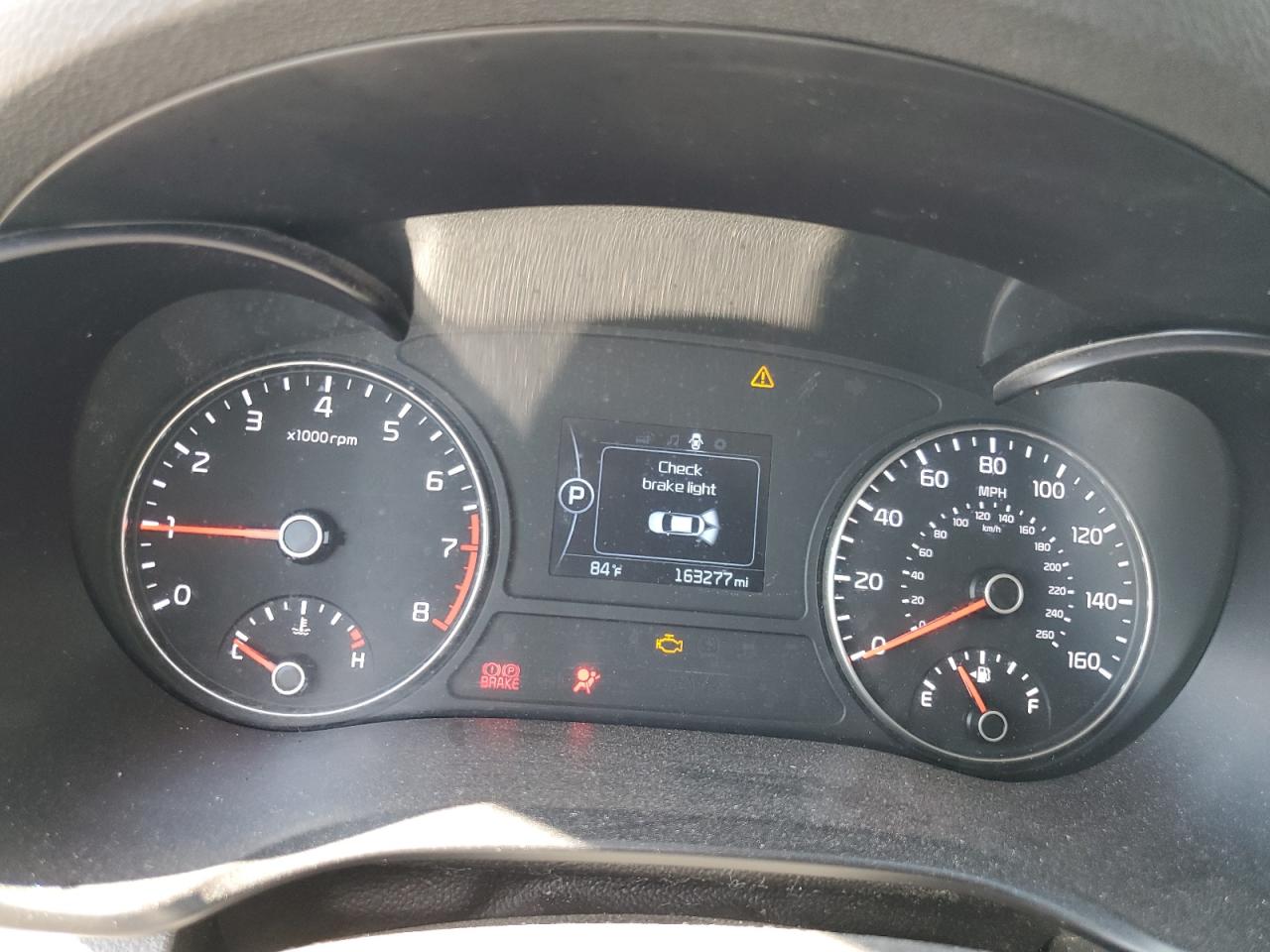 Kia Optima Lx Image 9