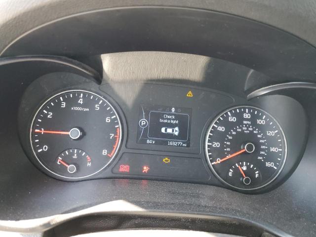 Kia Optima Lx Image 9