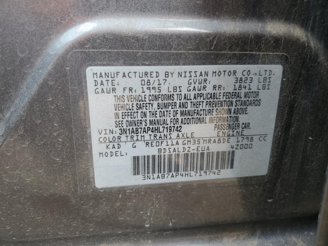 Nissan Sentra S Image 10