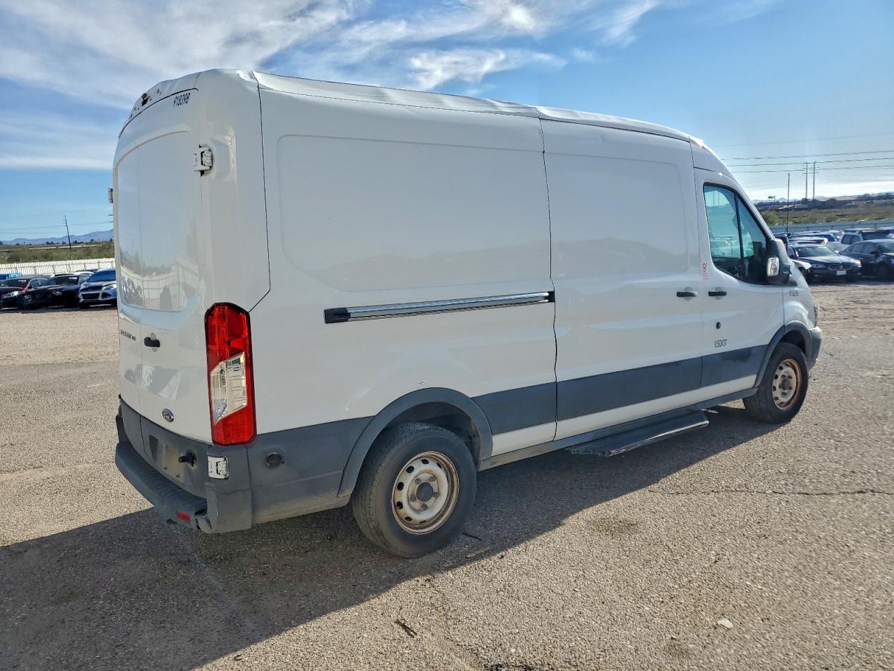 Ford Transit T-150 Image 9
