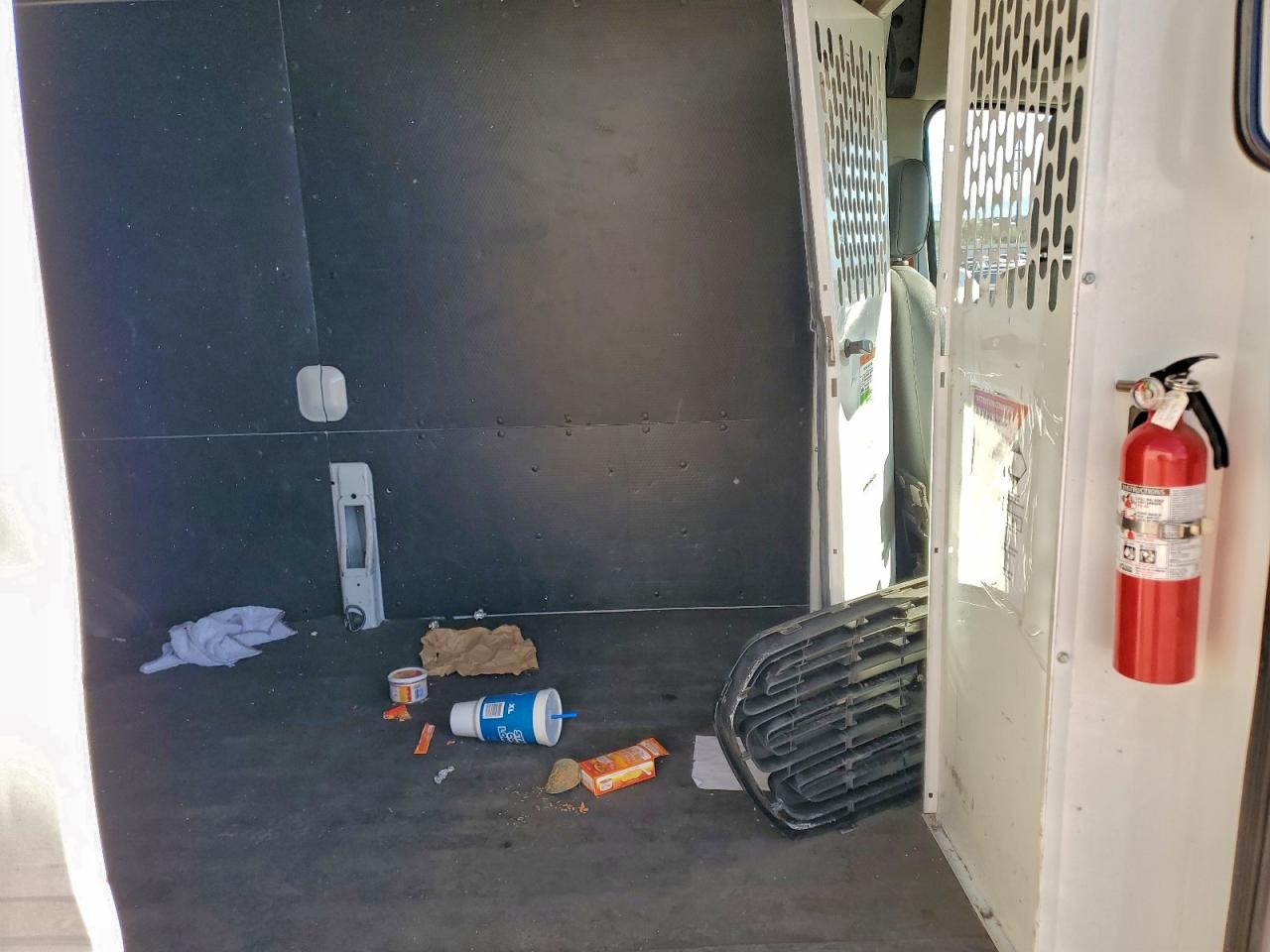 Ford Transit T-150 Image 2