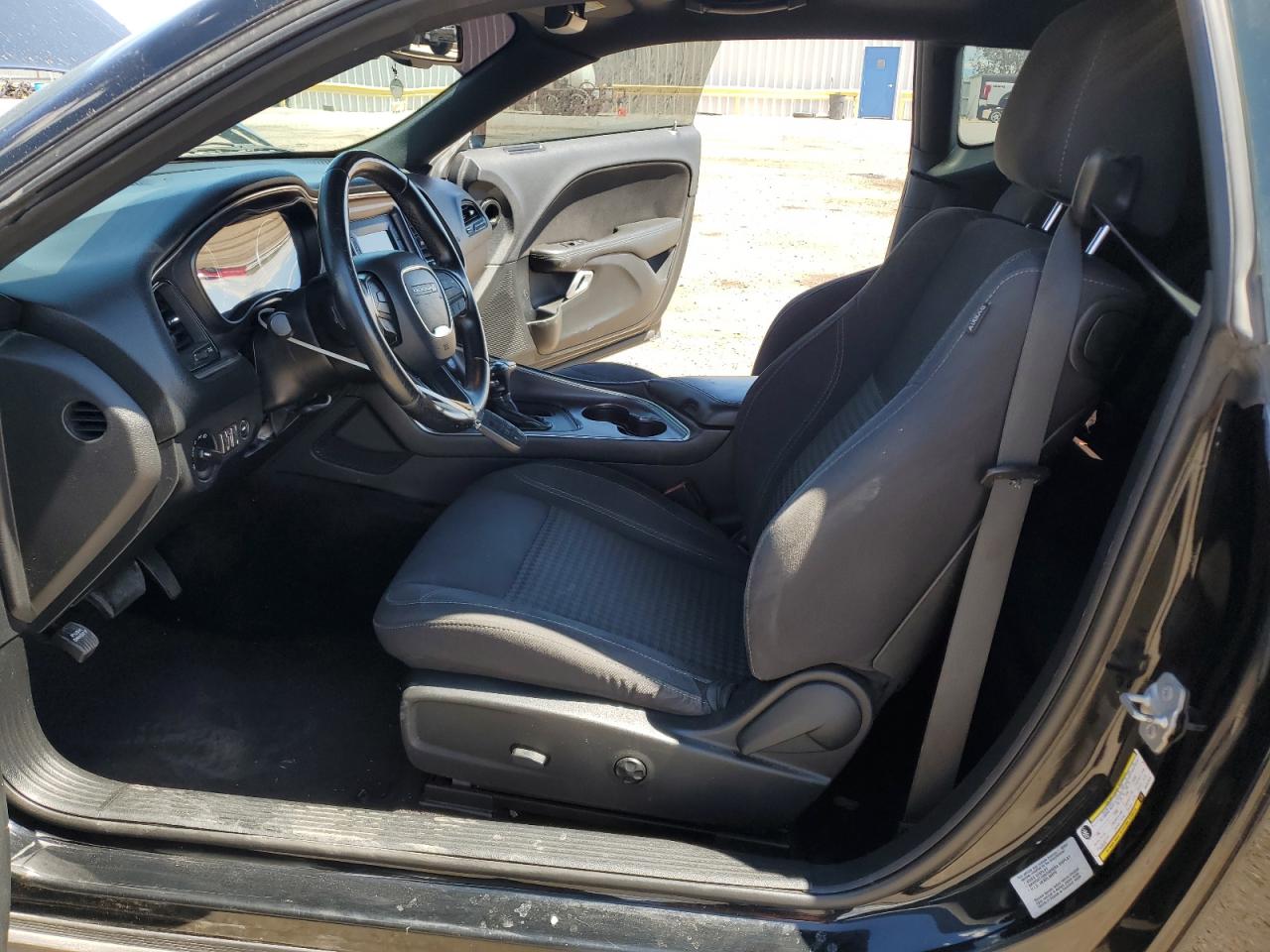 Dodge Challenger Sxt Image 3