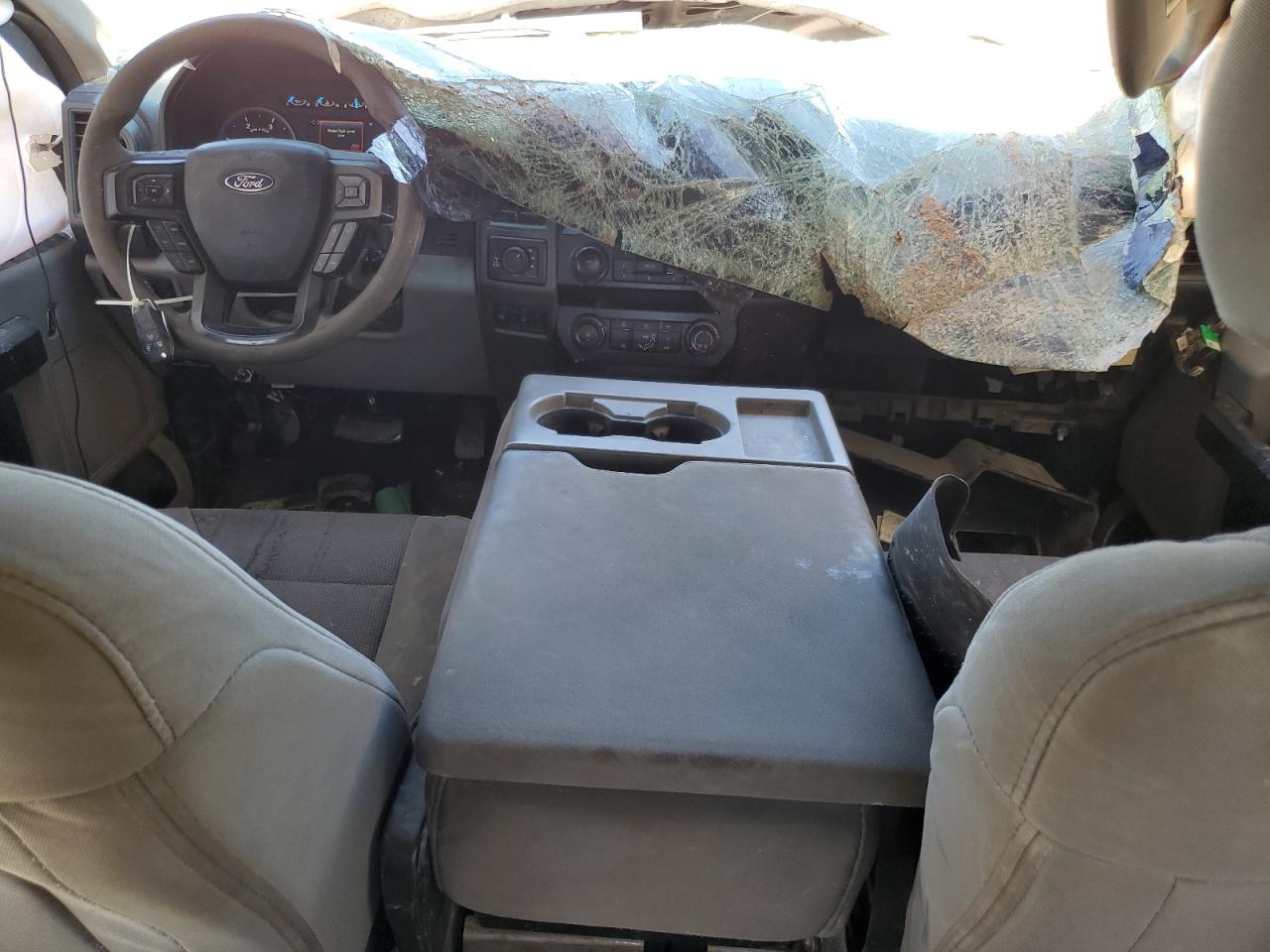 Ford F-250 Super Duty Image 3