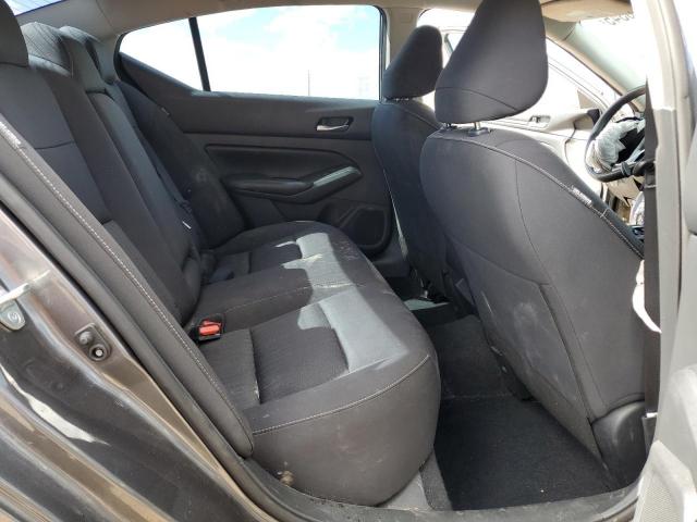 Nissan Altima S Image 9