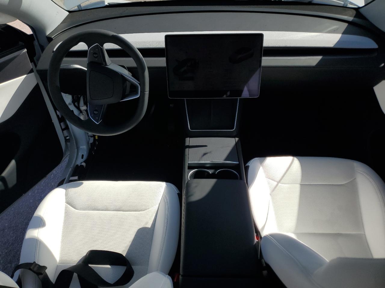 Tesla Model Y Image 9