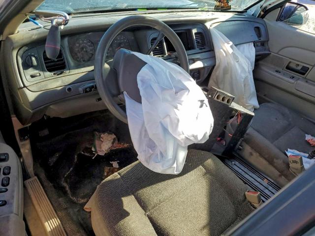 Ford Crown Vic Police Interceptor Image 9