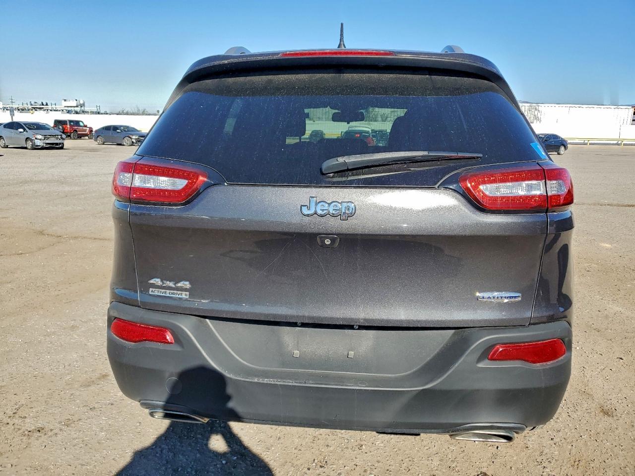 Jeep Grand Cherokee Latitude Image 4