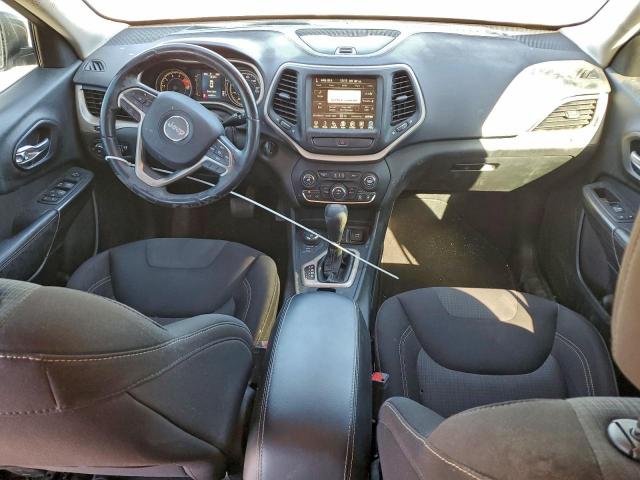 Jeep Grand Cherokee Latitude Image 10