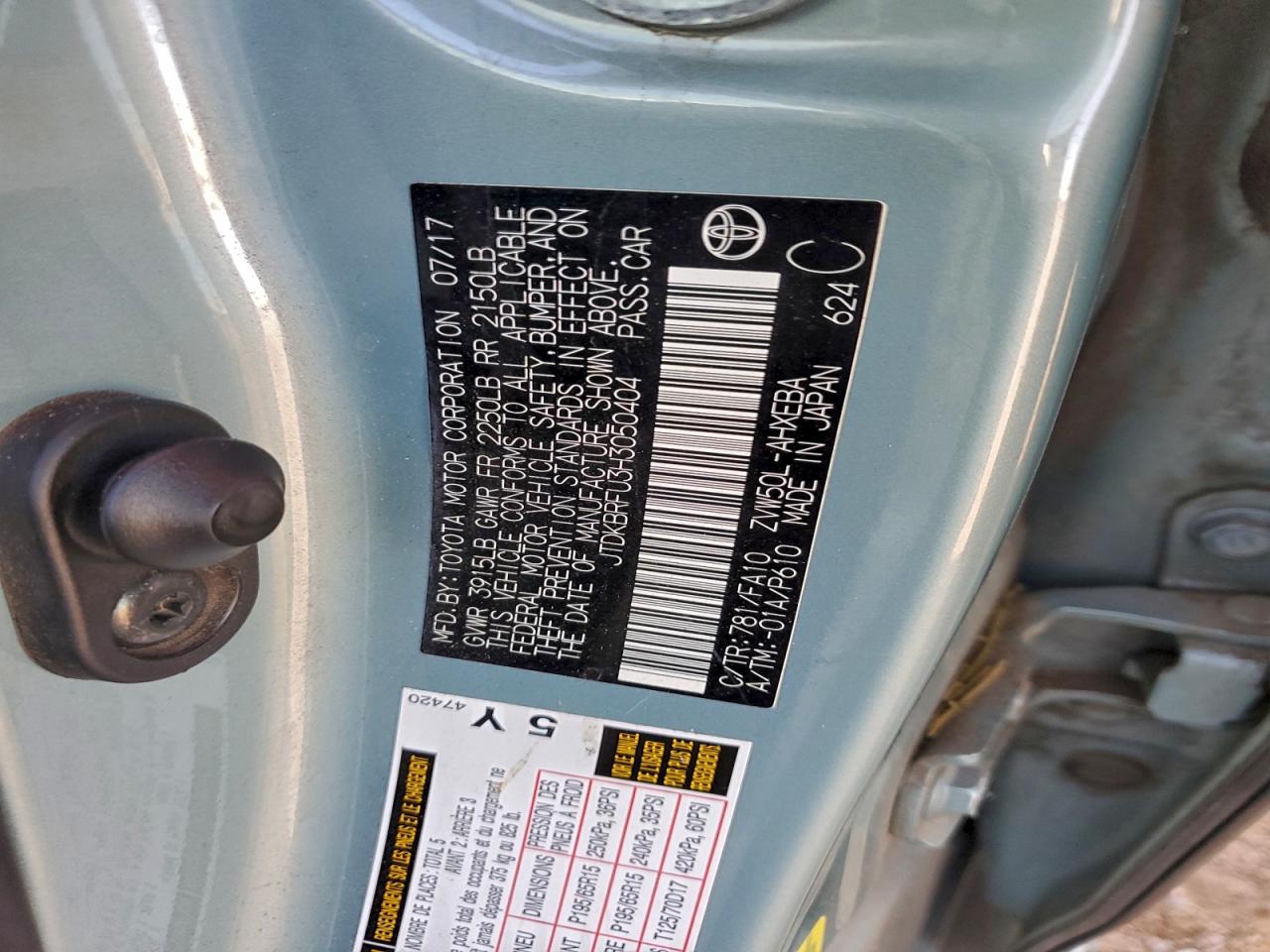 Toyota Prius Image 11