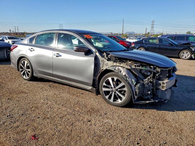 Nissan Altima 2.5 Image 8