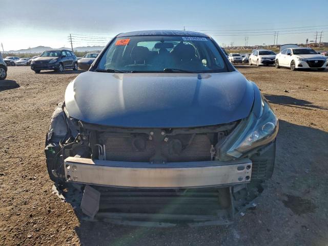 Nissan Altima 2.5 Image 4