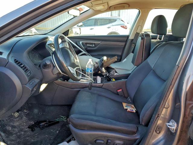 Nissan Altima 2.5 Image 11