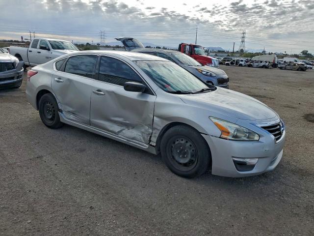 Nissan Altima 2.5 Image 5