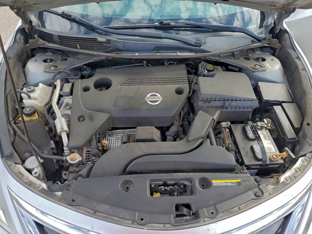Nissan Altima 2.5 Image 3