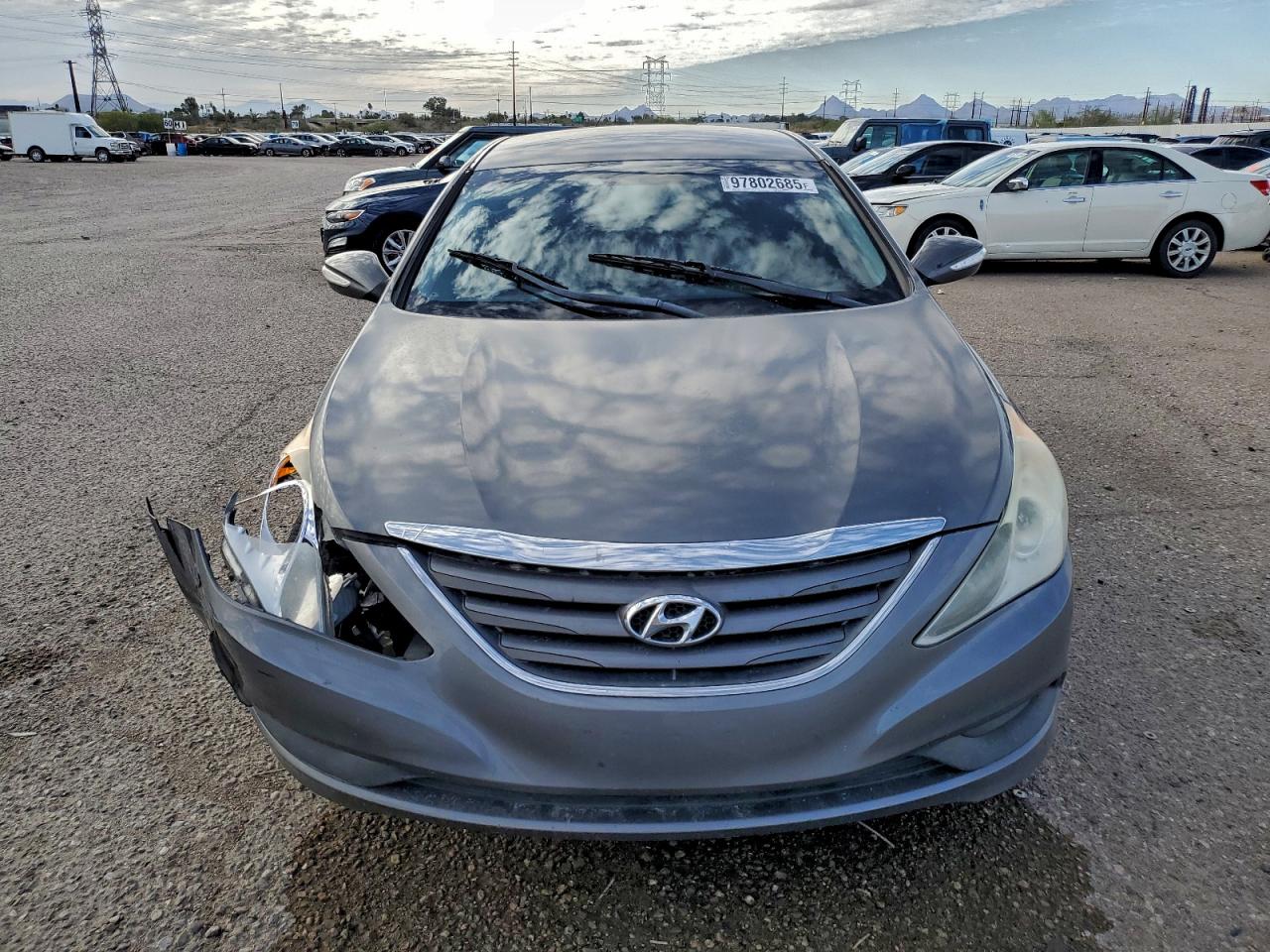 Hyundai SONATA Gls Image 3