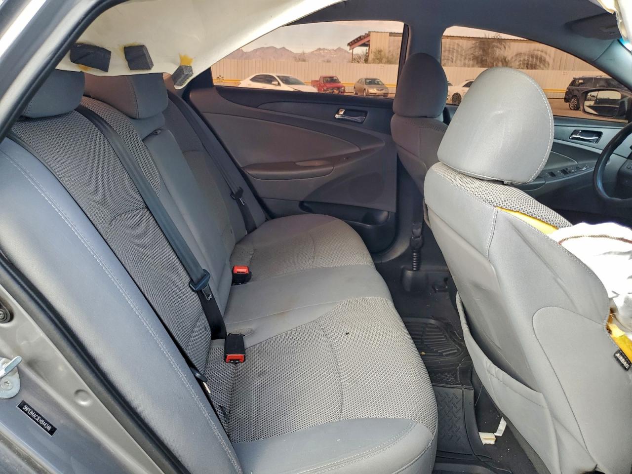 Hyundai SONATA Gls Image 6