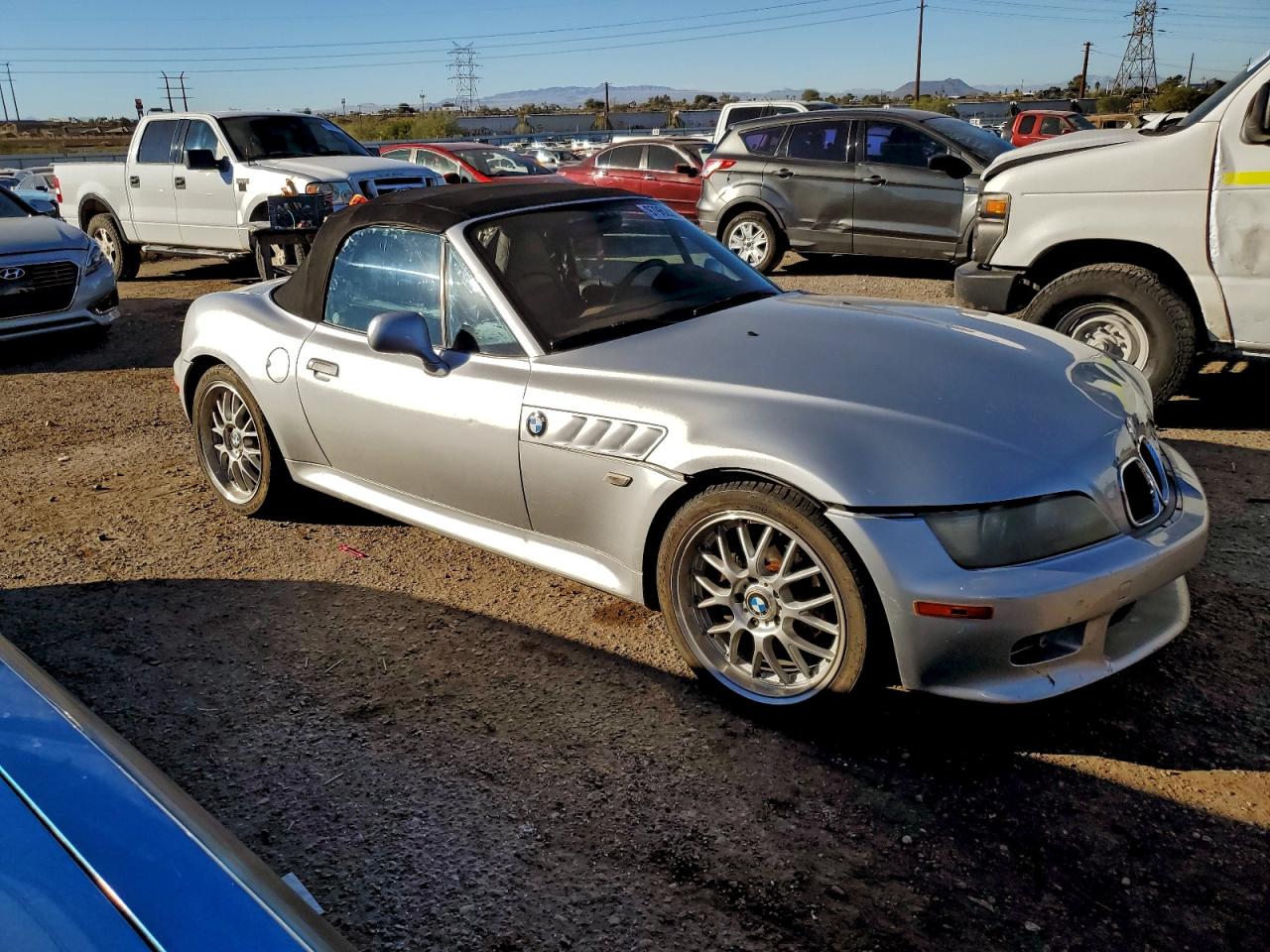 BMW Z Series 2.3 Image 12