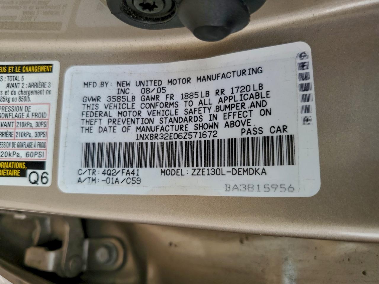 Toyota Corolla Ce Image 9