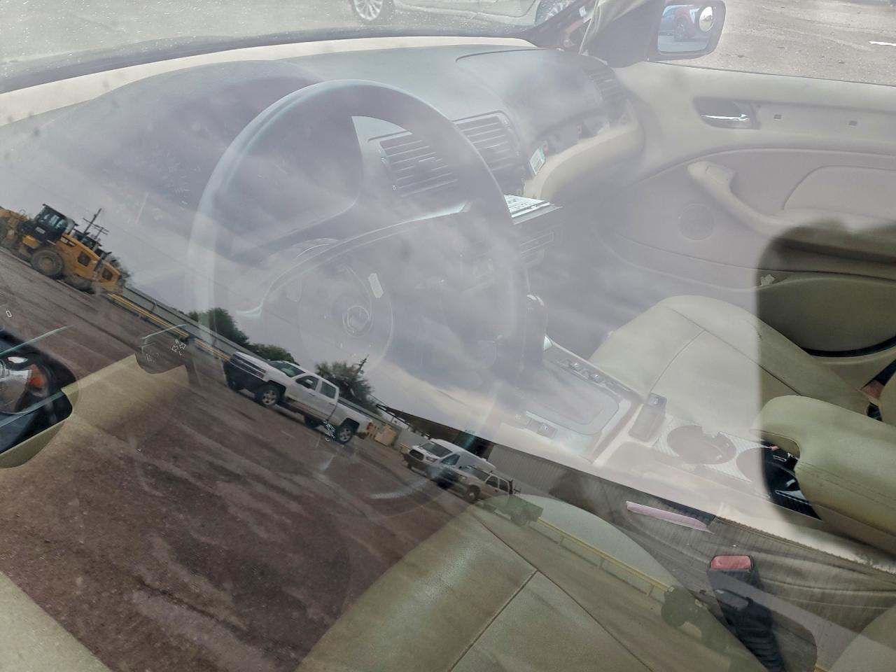 BMW 3 Series I Image 9