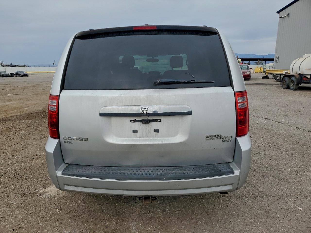 Dodge Caravan Sxt Image 4